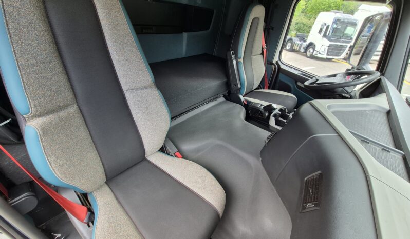 
								FM 420 6X2 T 2018 full									