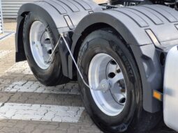 
										FM 420 6×2 Tractor full									