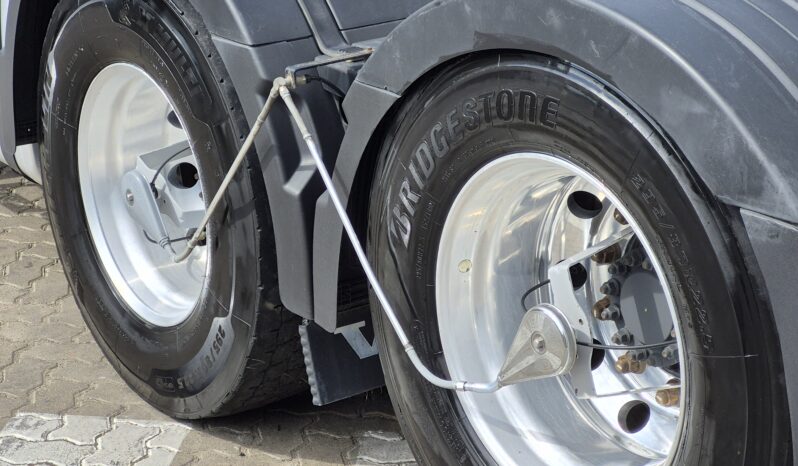 
								FM 420 6×2 Tractor full									