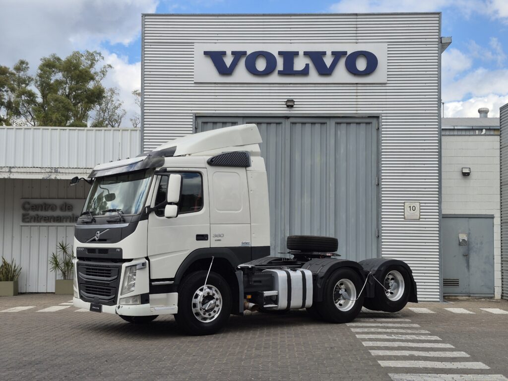 FM 380 6×2 Tractor con deflectores