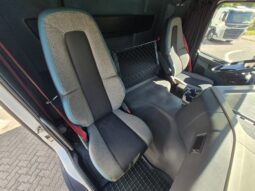 
										FH 420 6×2 Tractor full									