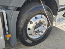 
										FH 420 6×2 Tractor full									