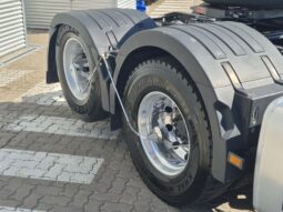 
										FH 420 6×2 Tractor full									