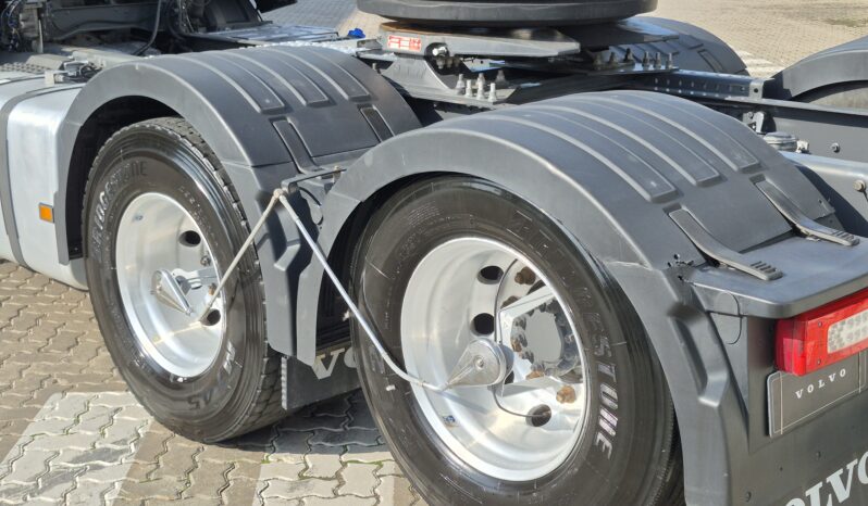 
								FH 420 6×2 Tractor full									