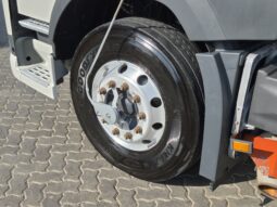 
										FH 420 6×2 Tractor full									