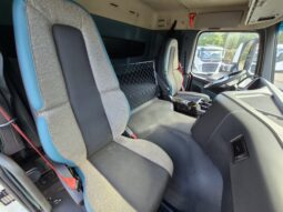 
										Volvo FM 420 6×2 Tractor full									