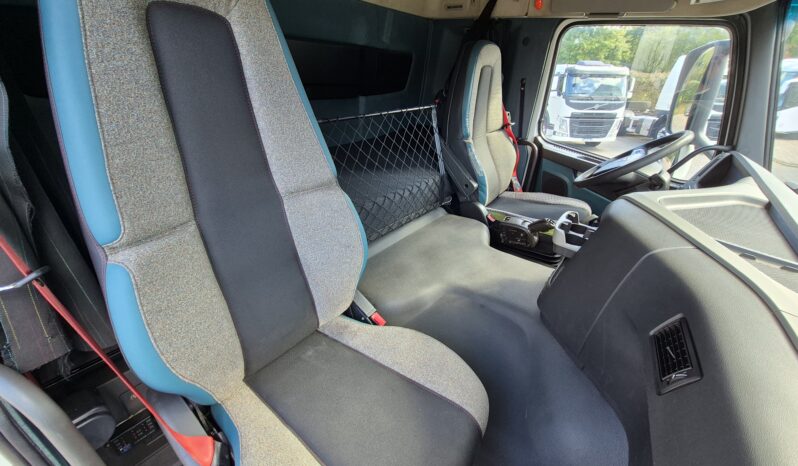 
								Volvo FM 420 6×2 Tractor full									