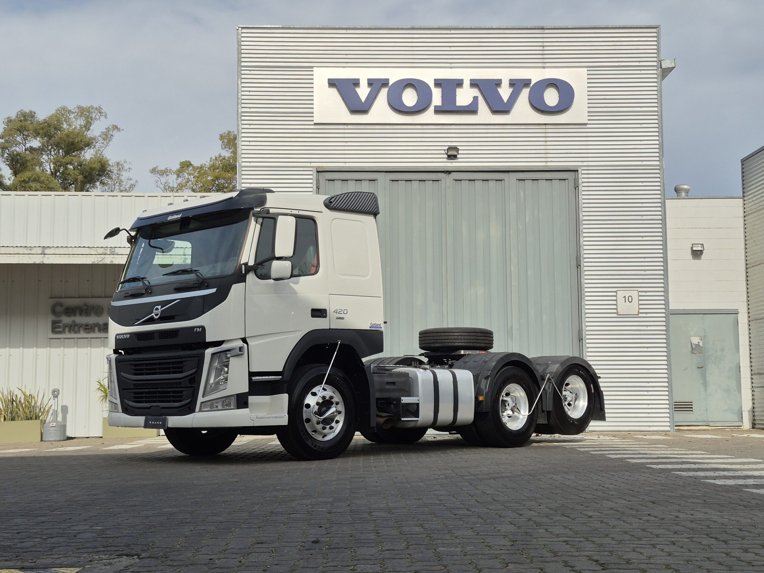 FM 380 6X2 T