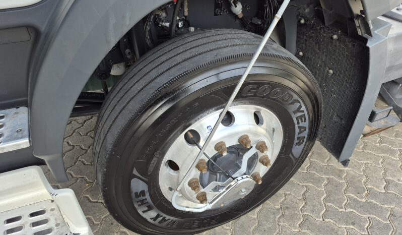 
								FM 420 6×2 Tractor full									