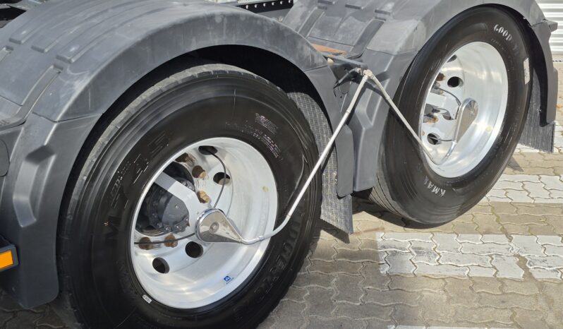 
								FM 420 6×2 Tractor full									