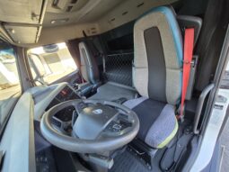 
										FM 420 6×2 Tractor full									