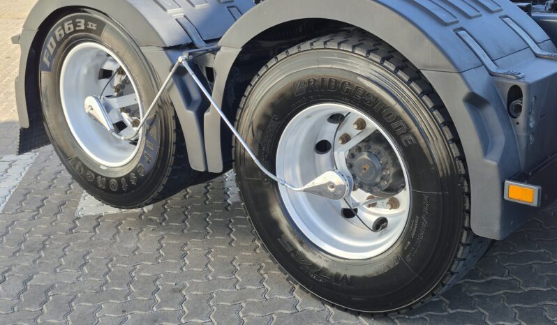 
								FM 420 6×2 Tractor full									