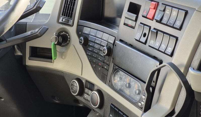 
								FM 420 6×2 Tractor full									