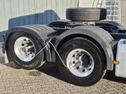 
										FM 420 6×2 Tractor full									